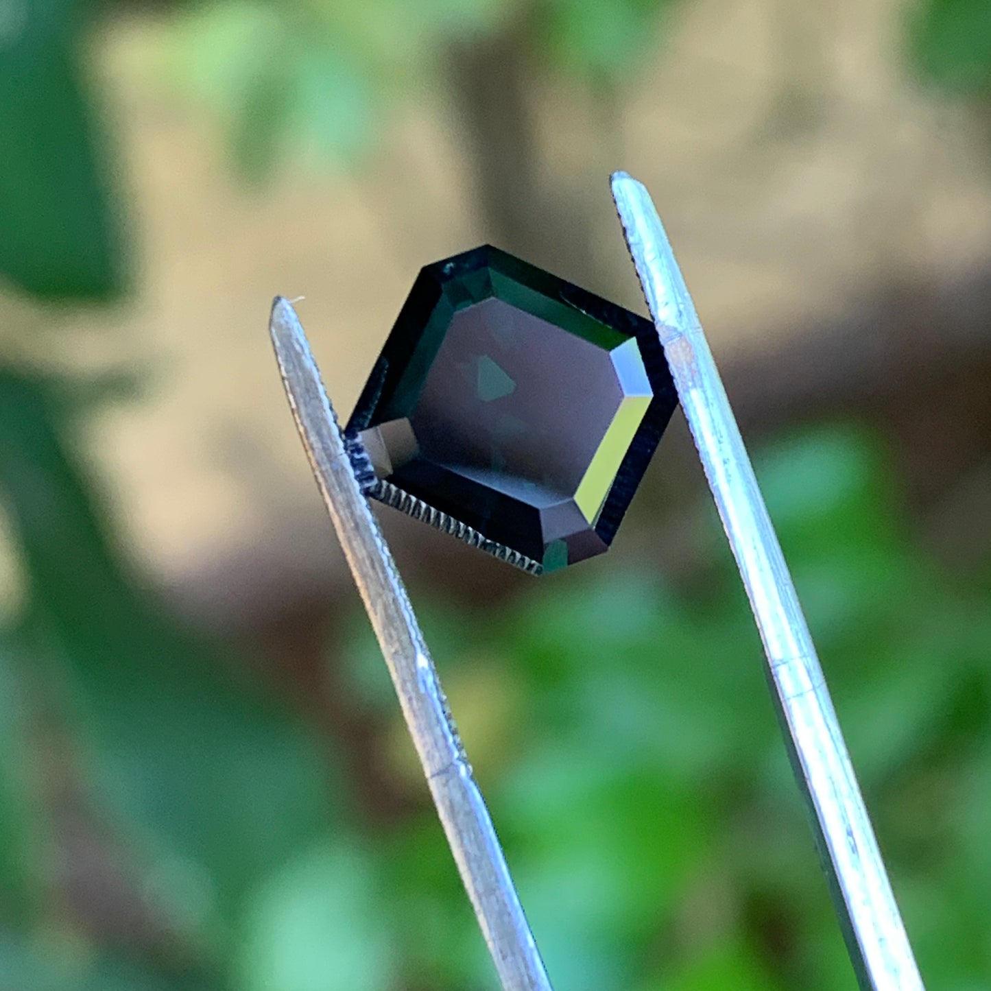 3.13ct mix cut Midnight Blue sapphire - Australian