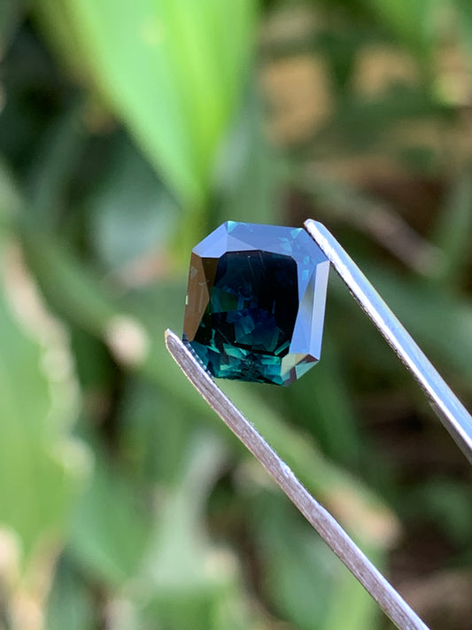 4.15ct Deep Blue Australian Sapphire heated