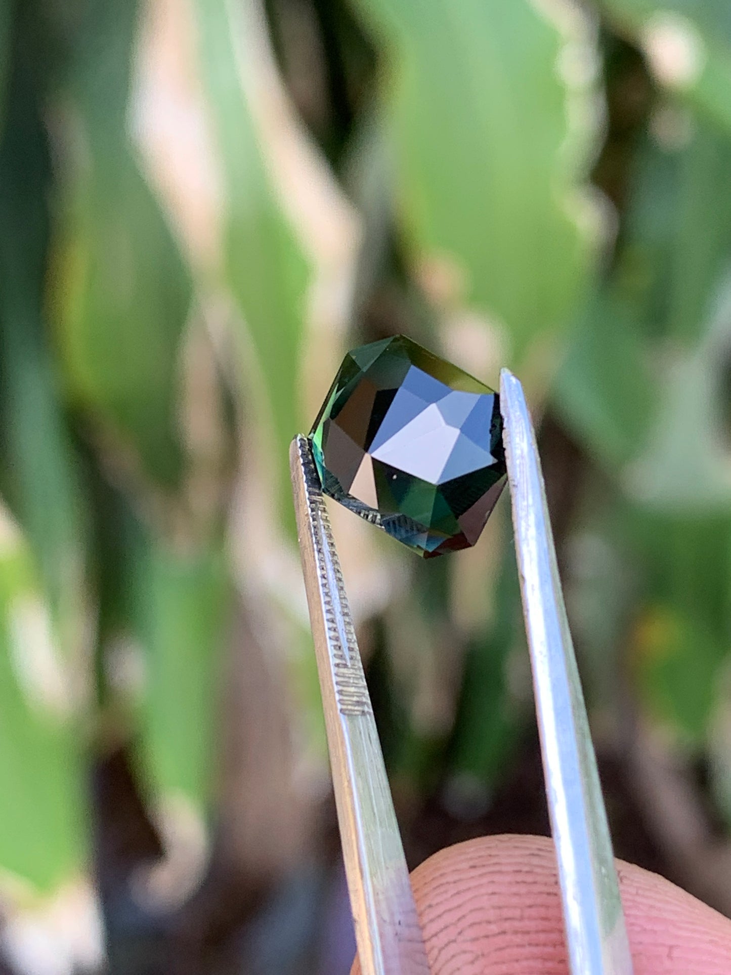 4.15ct Deep Blue Australian Sapphire heated