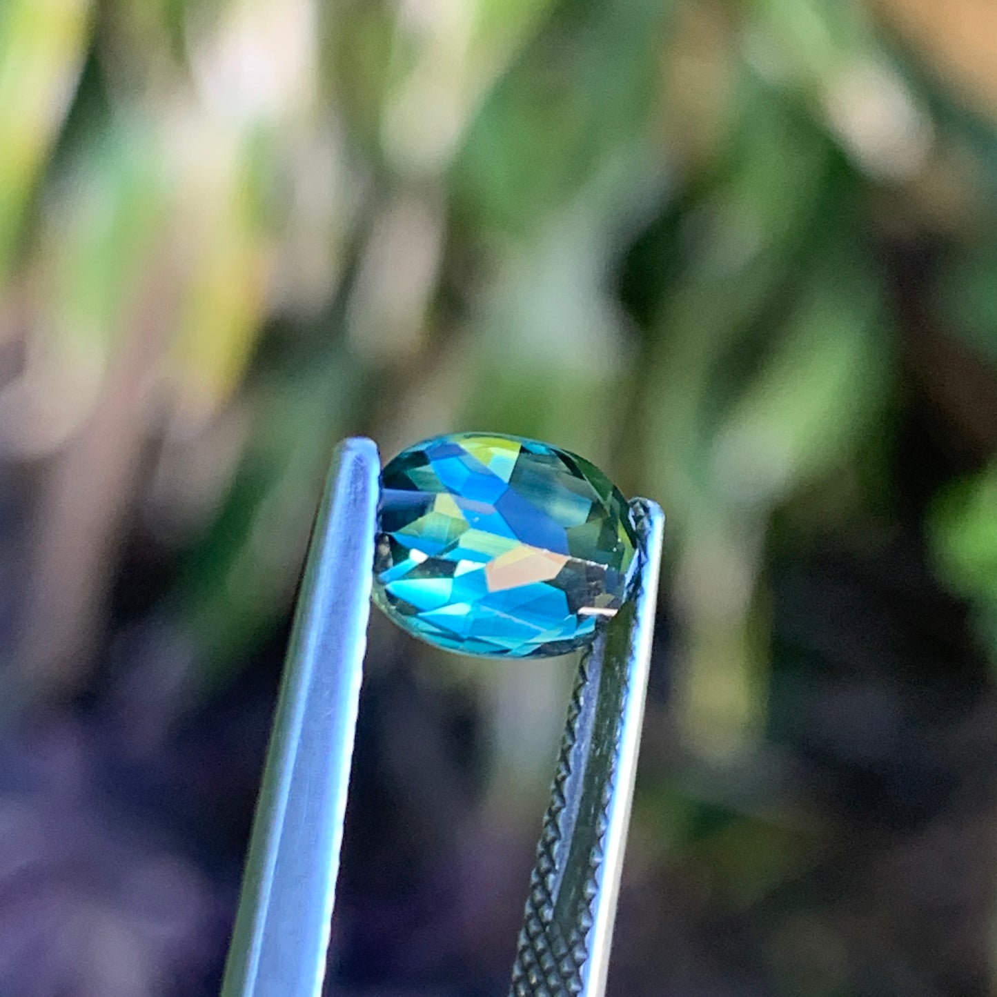 2.1ct Teal oval Australian Sapphire - unheated