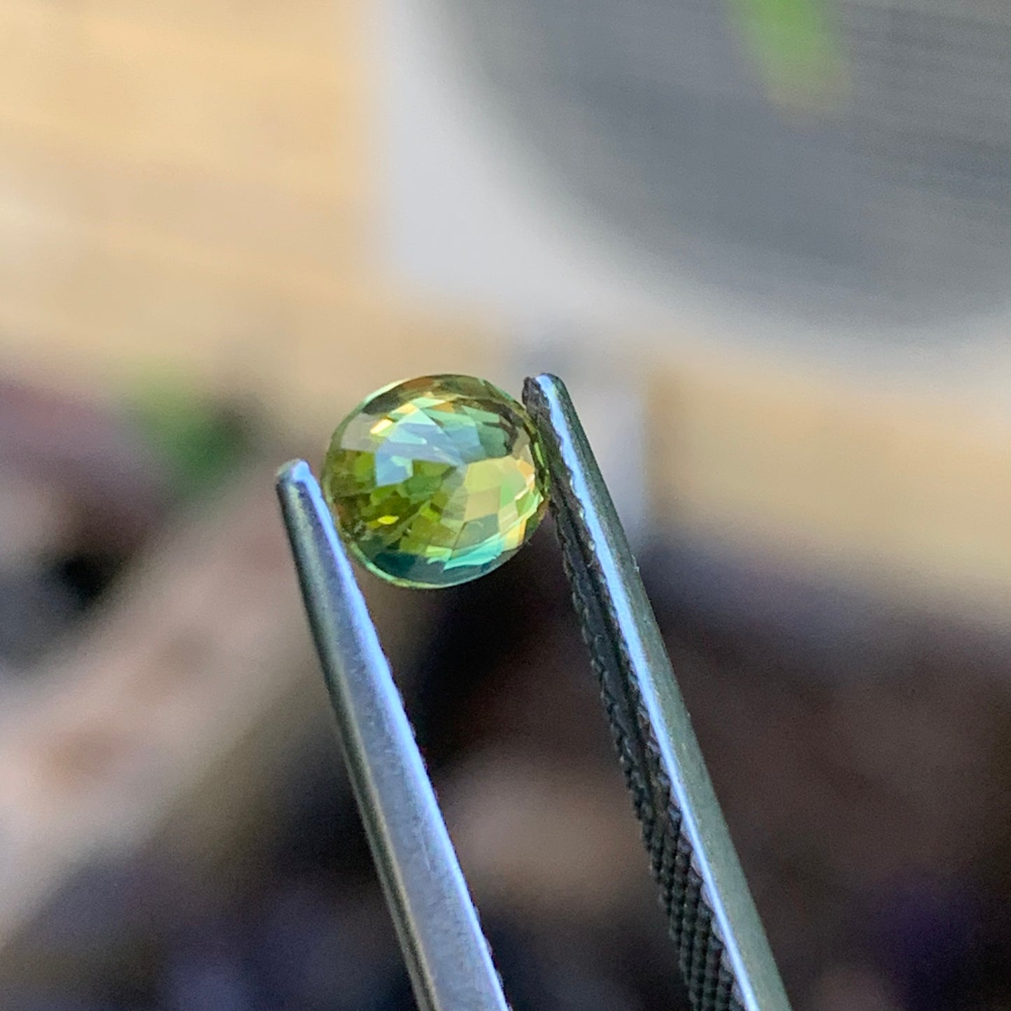 0.96ct Oval Parti yellow Australian Sapphire