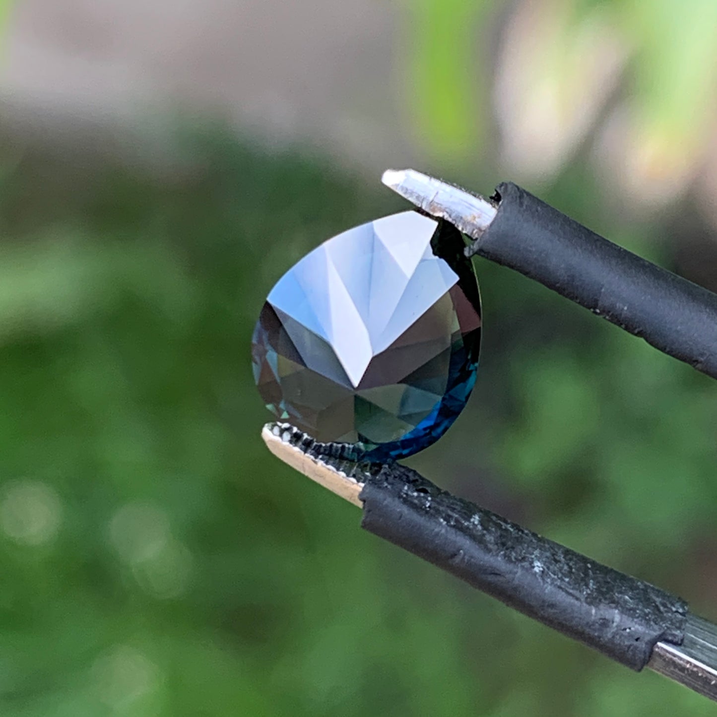 2.7ct Pear shape Blue Australian sapphire