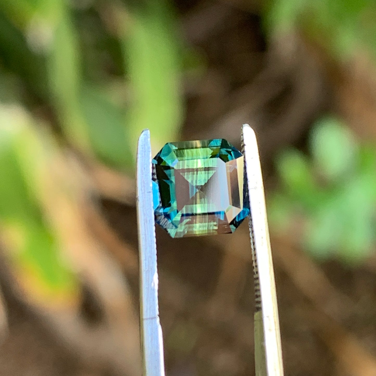 2.1ct Emerald Square cut Australian Parti Sapphire