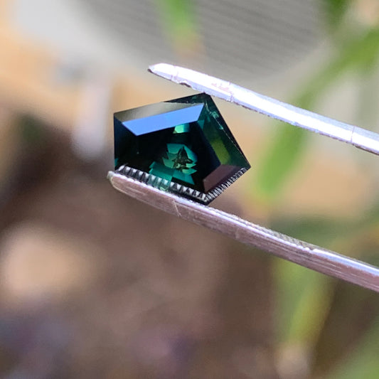 1.83ct Freeform Blue/Green Sapphire - Australian