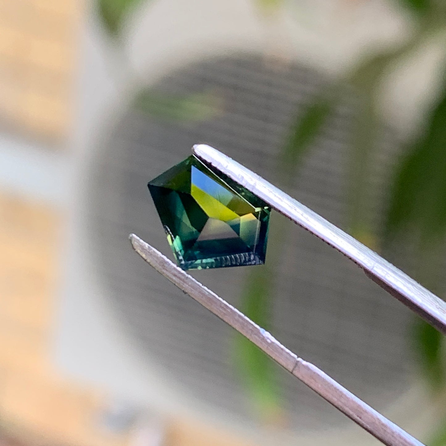 1.83ct Freeform Blue/Green Sapphire - Australian