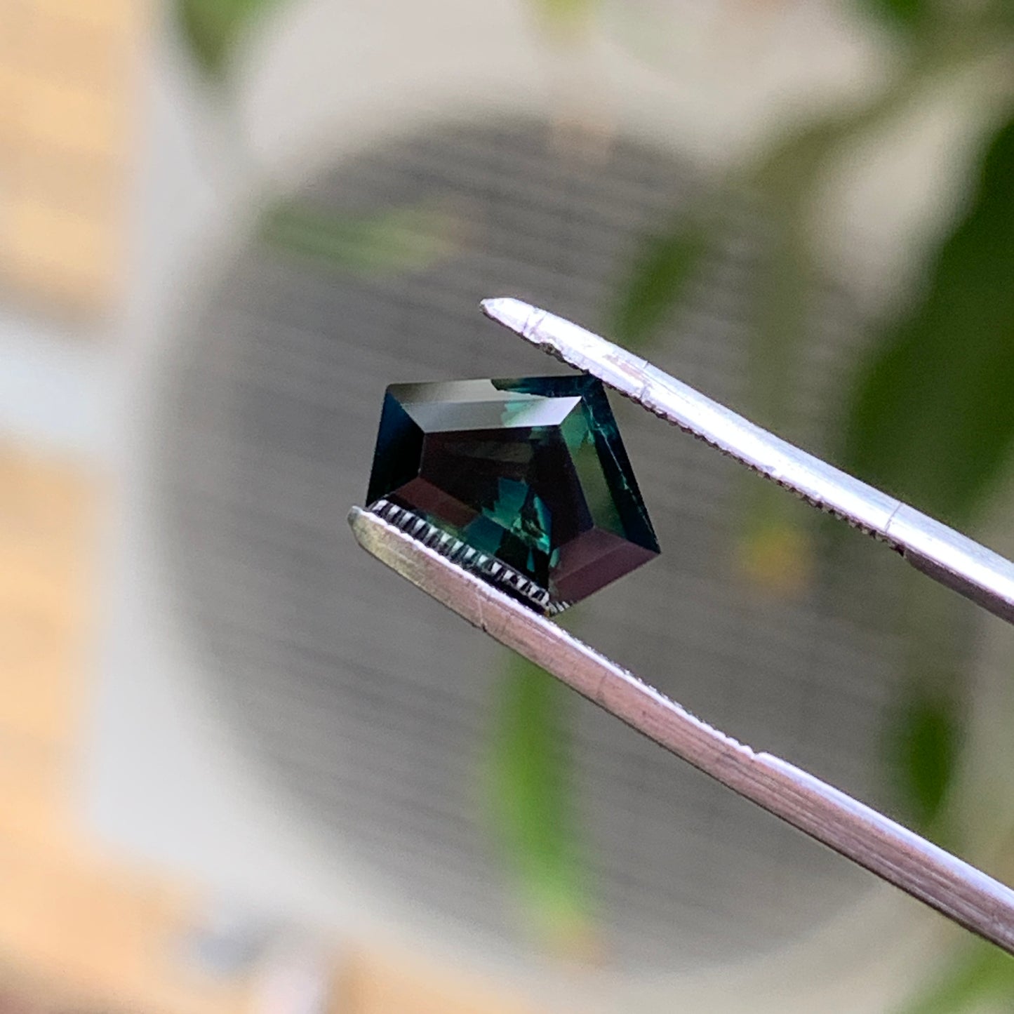 1.83ct Freeform Blue/Green Sapphire - Australian
