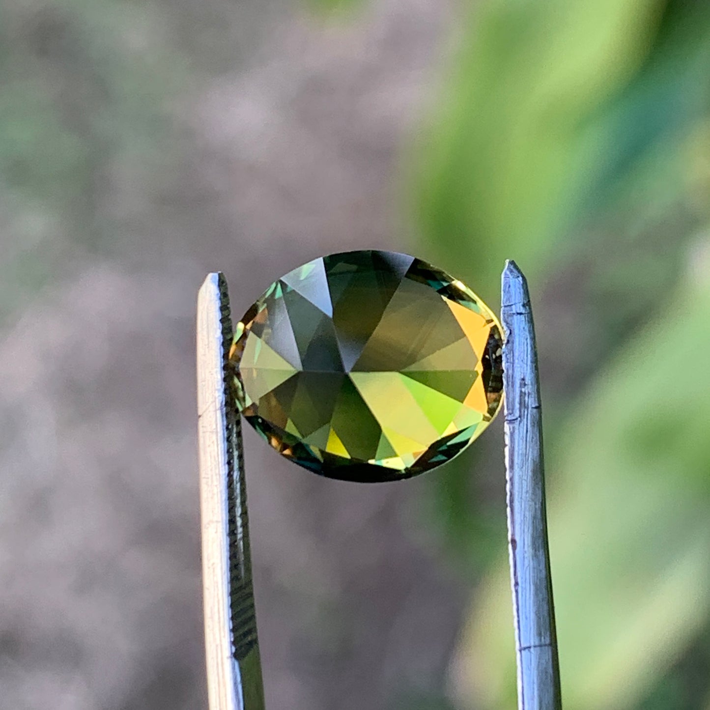 3.54ct Oval Parti Sapphire - Australian