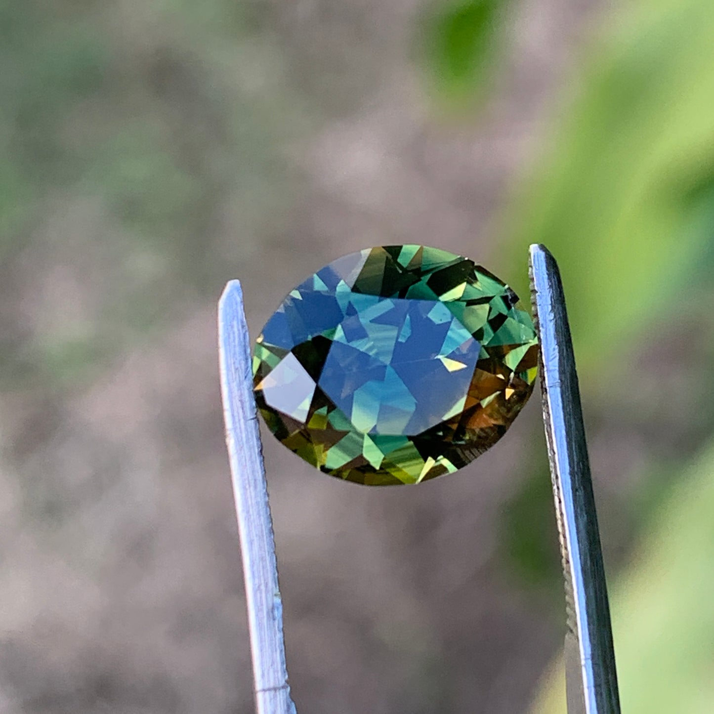 3.54ct Oval Parti Sapphire - Australian