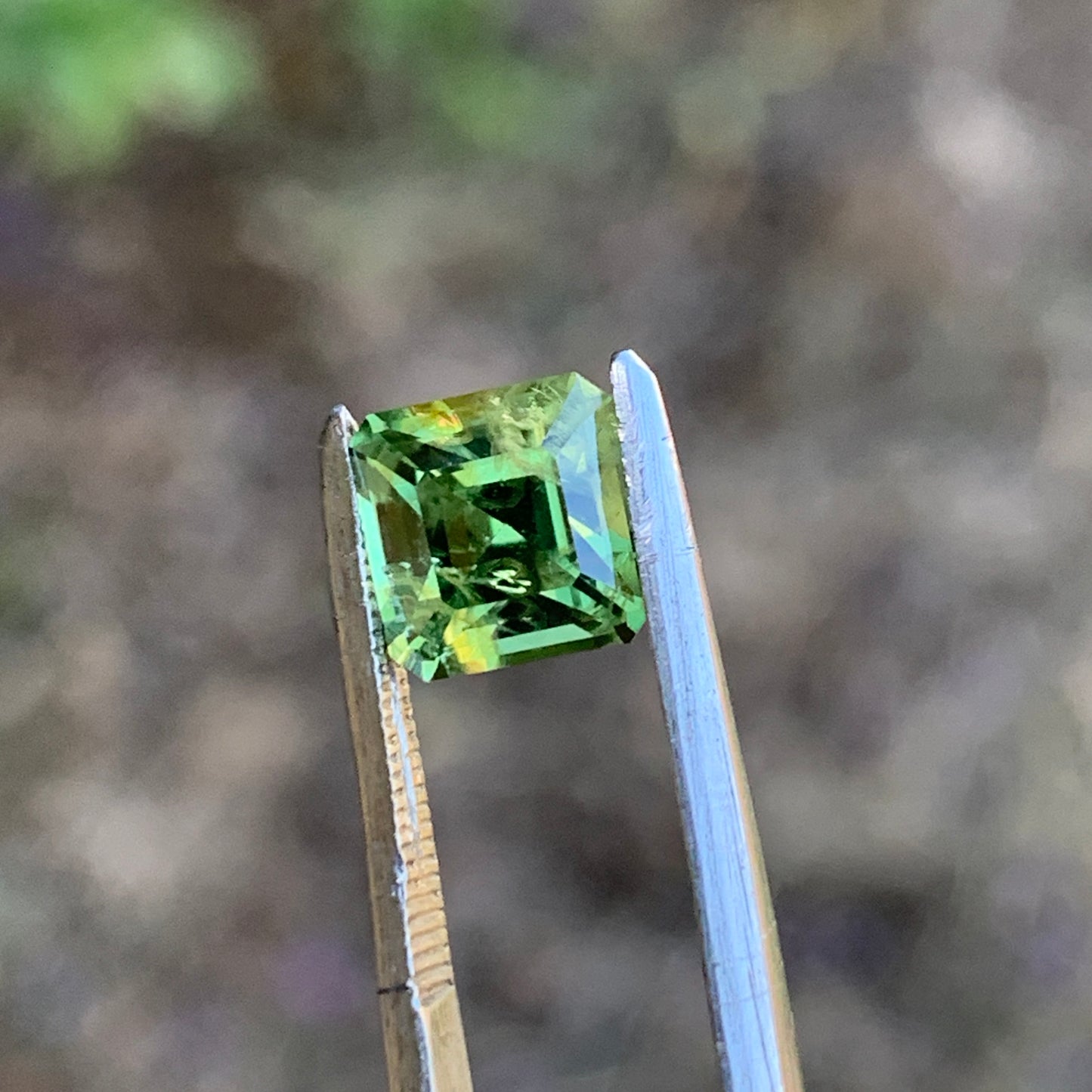 1.81ct Emerald Square cut - Australian Sapphire