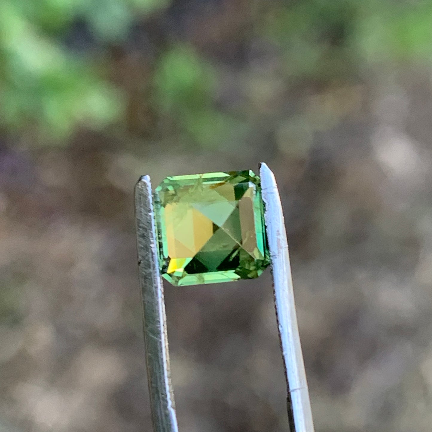 1.81ct Emerald Square cut - Australian Sapphire