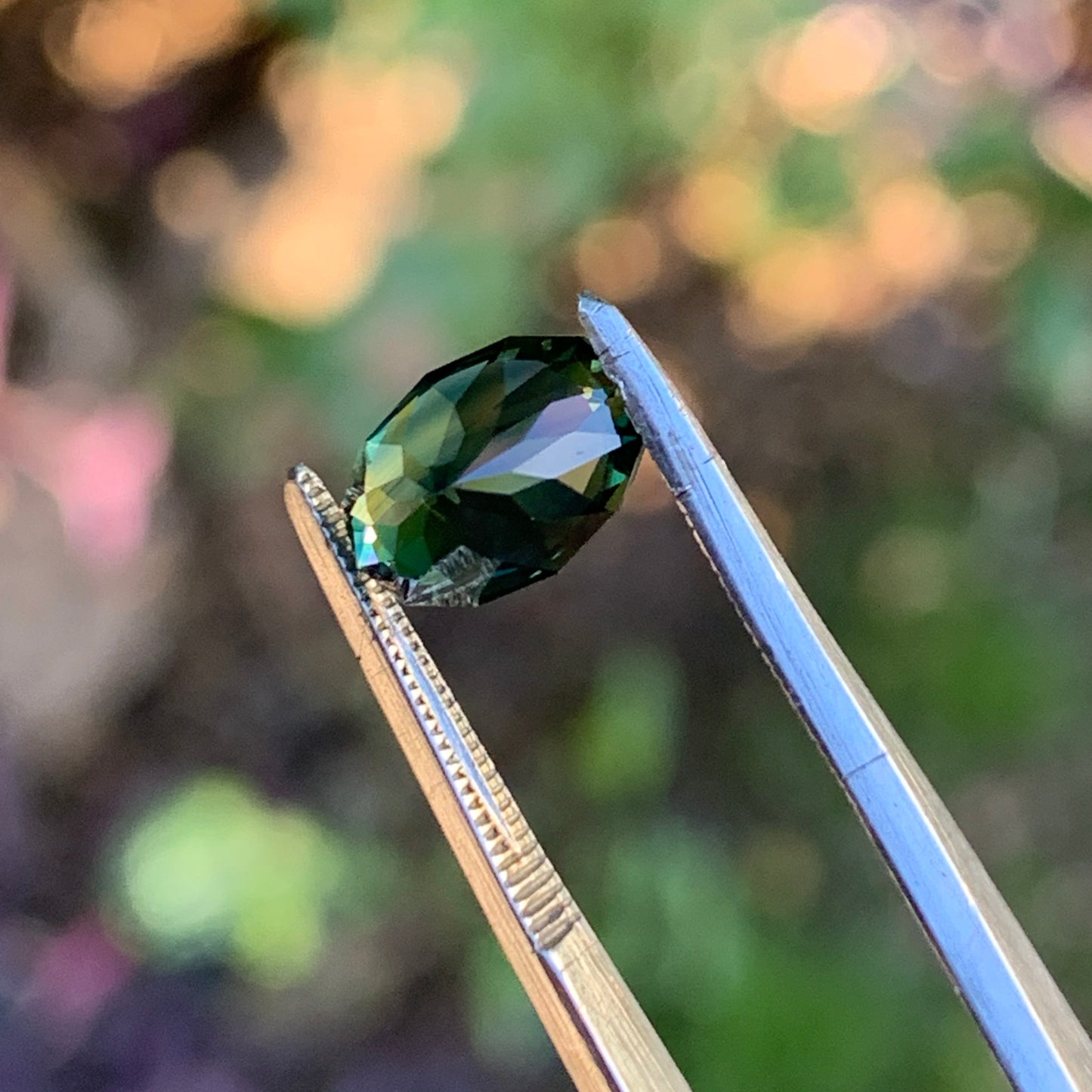 1.8ct Teal Oval Australian Sapphire