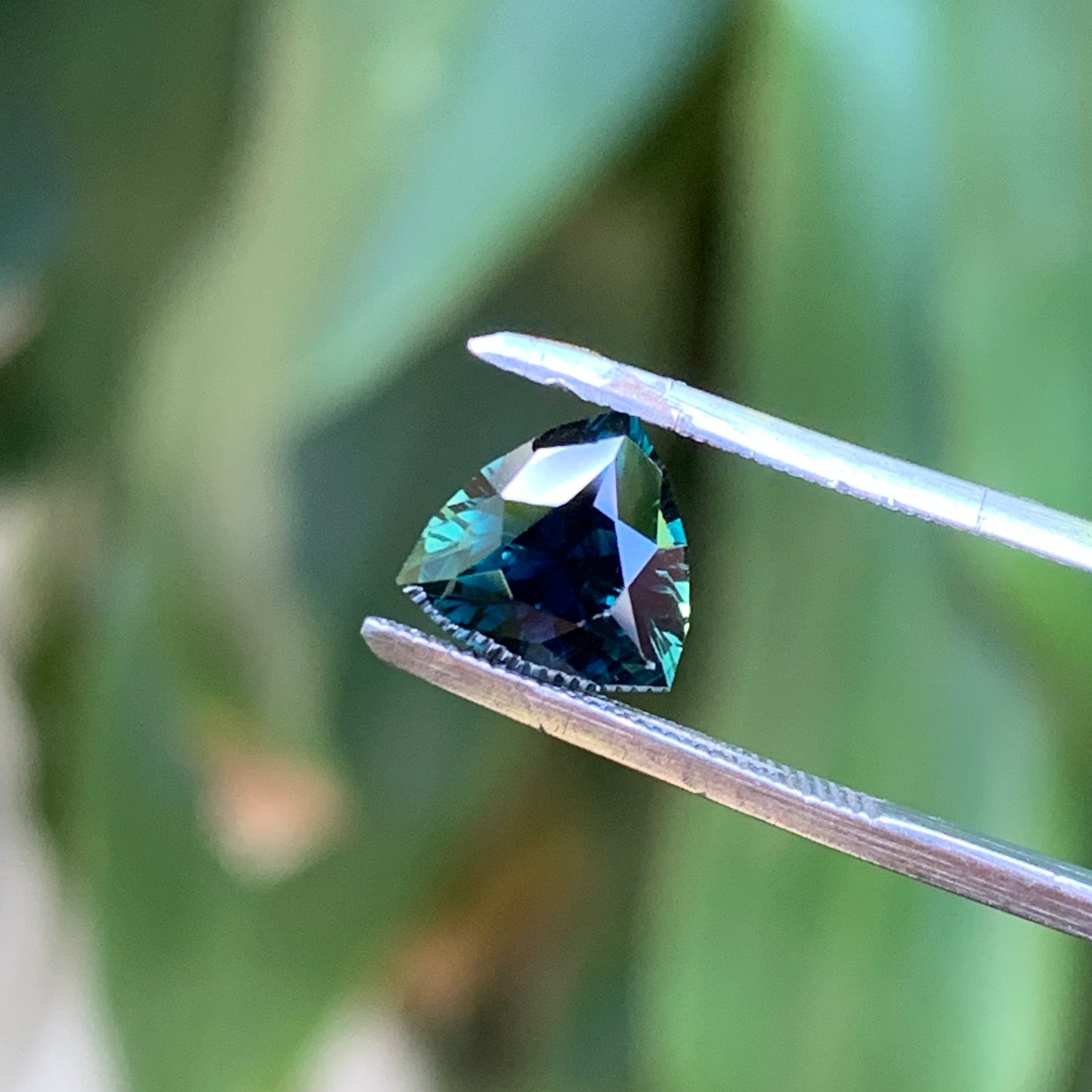 1.5ct Trillion Midnight Blue - Australian Sapphire - unheated