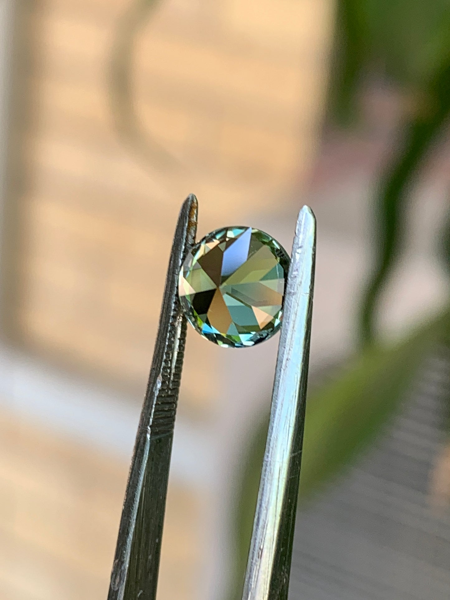 1.77ct Teal seafoam round brilliant