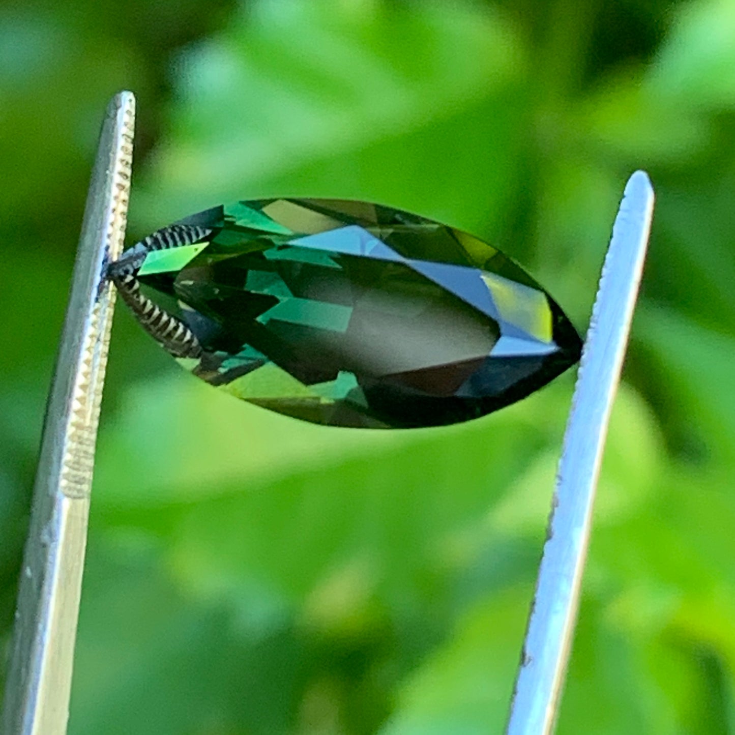 5.06ct Green Marquise sapphire - unheated