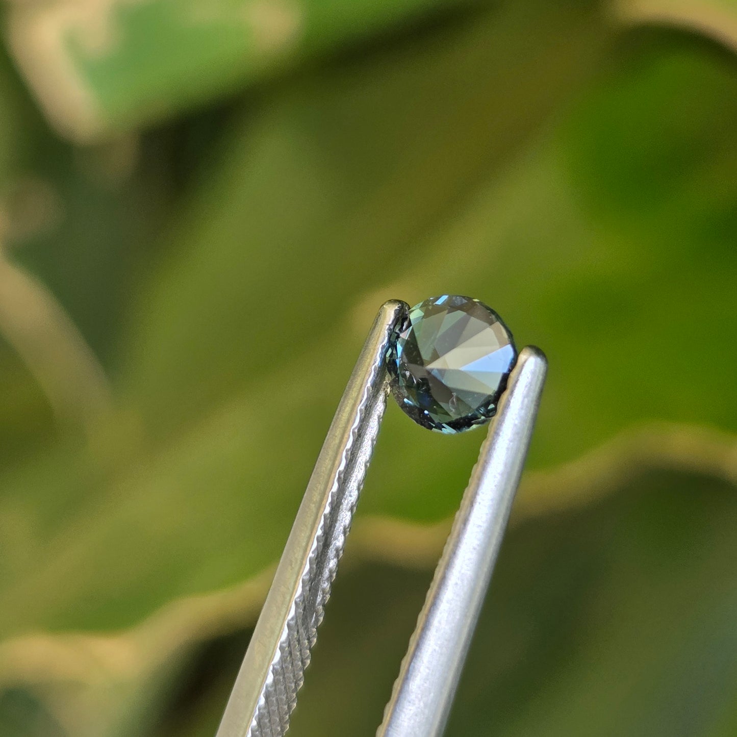 .68pt australian sapphire - unheated round