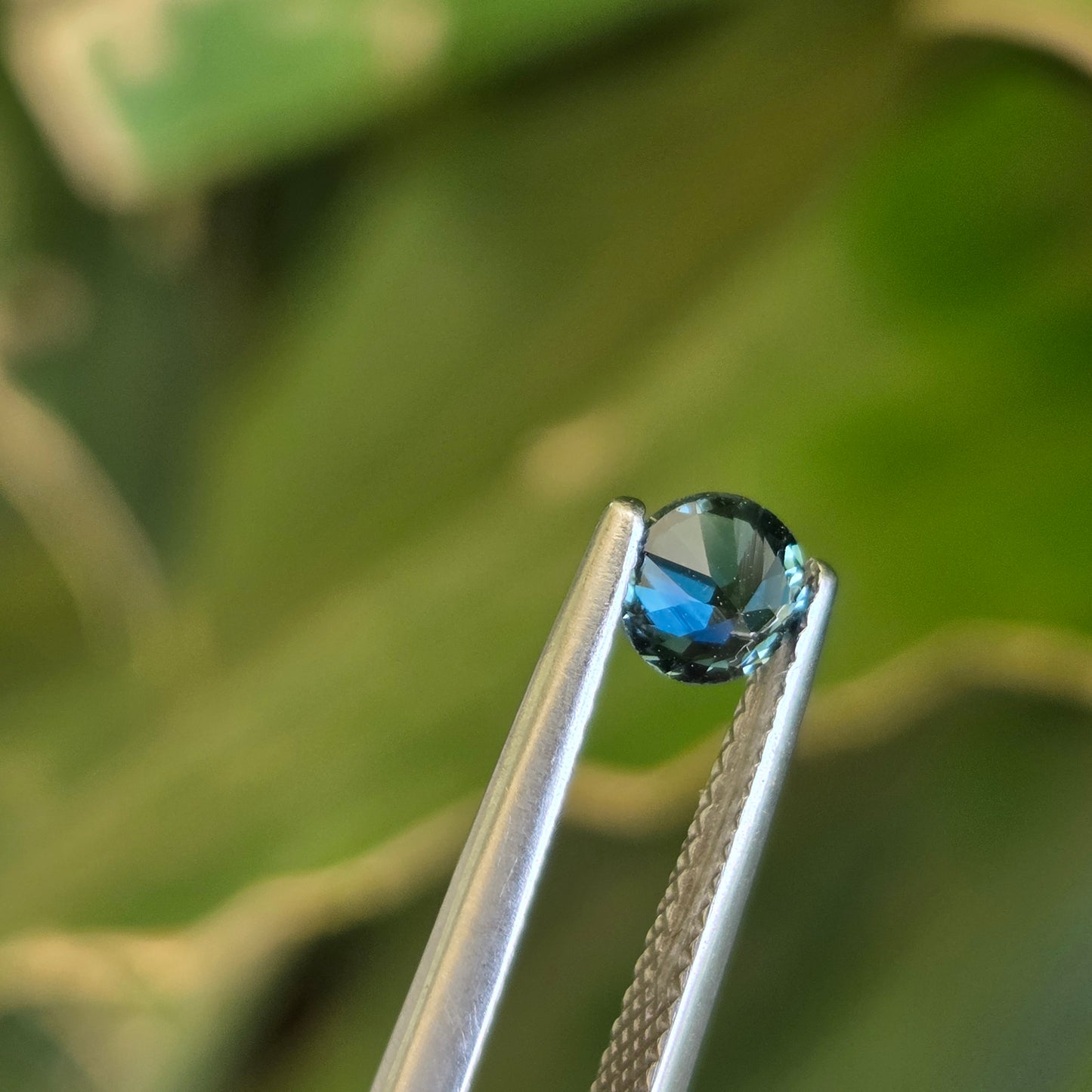 .68pt australian sapphire - unheated round