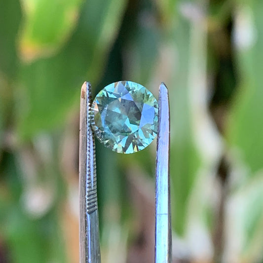 1.73ct Light seafoam Green Sapphire - unheated