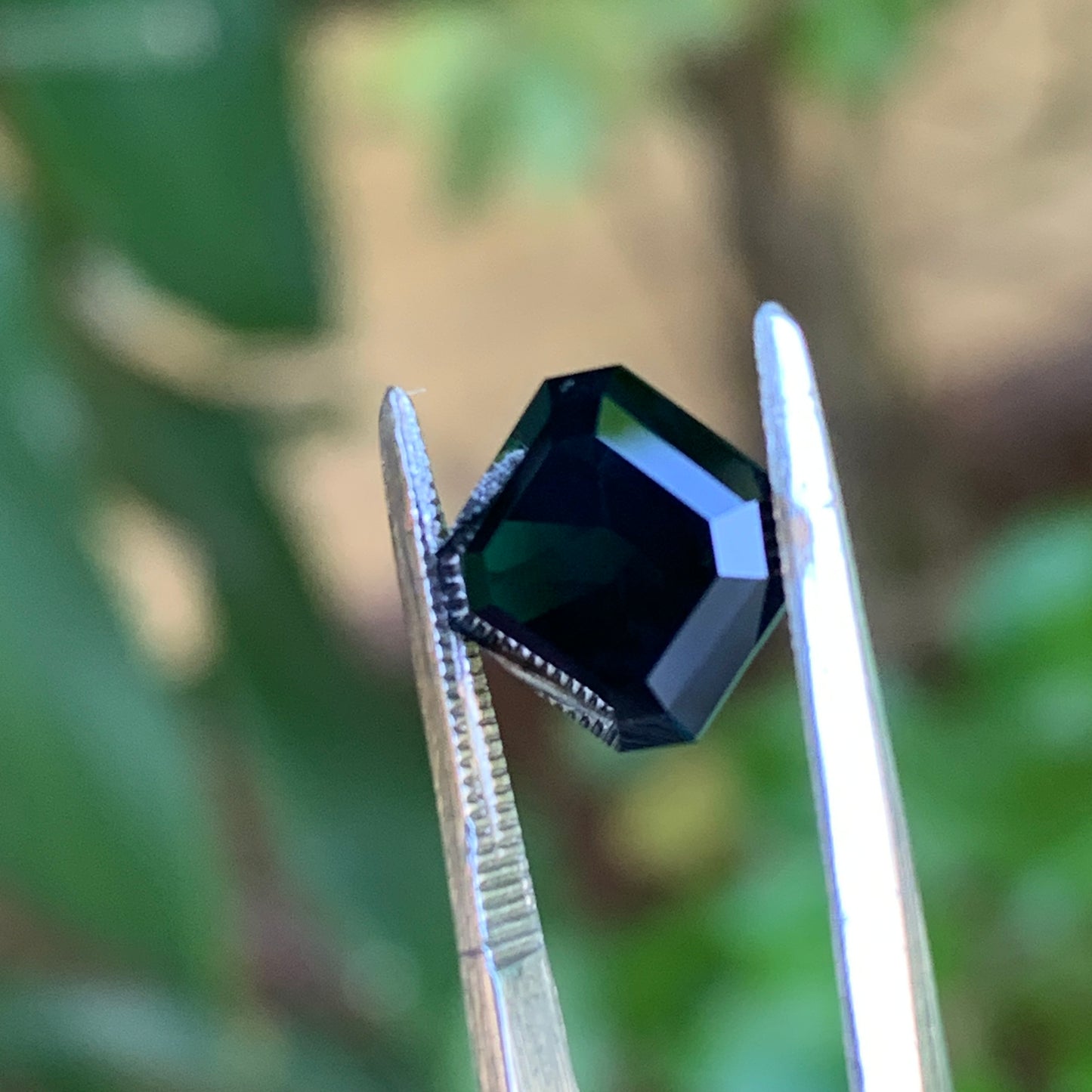 3.13ct mix cut Midnight Blue sapphire - Australian