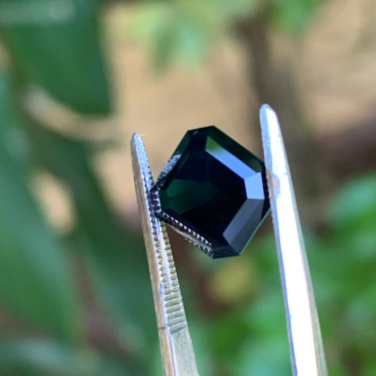 3.13ct mix cut Midnight Blue sapphire - Australian