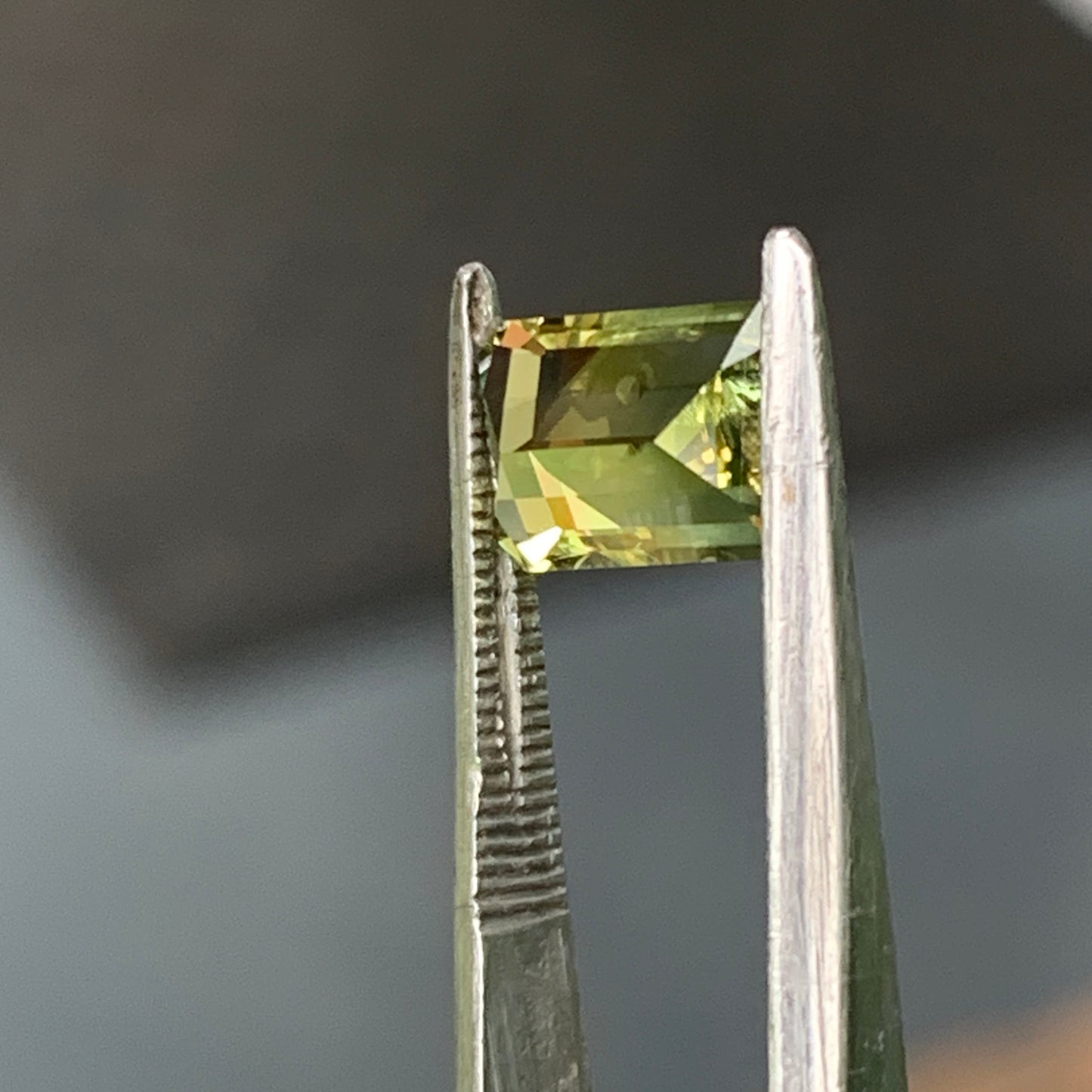 1.38ct split bi colour Australian sapphire - unheated