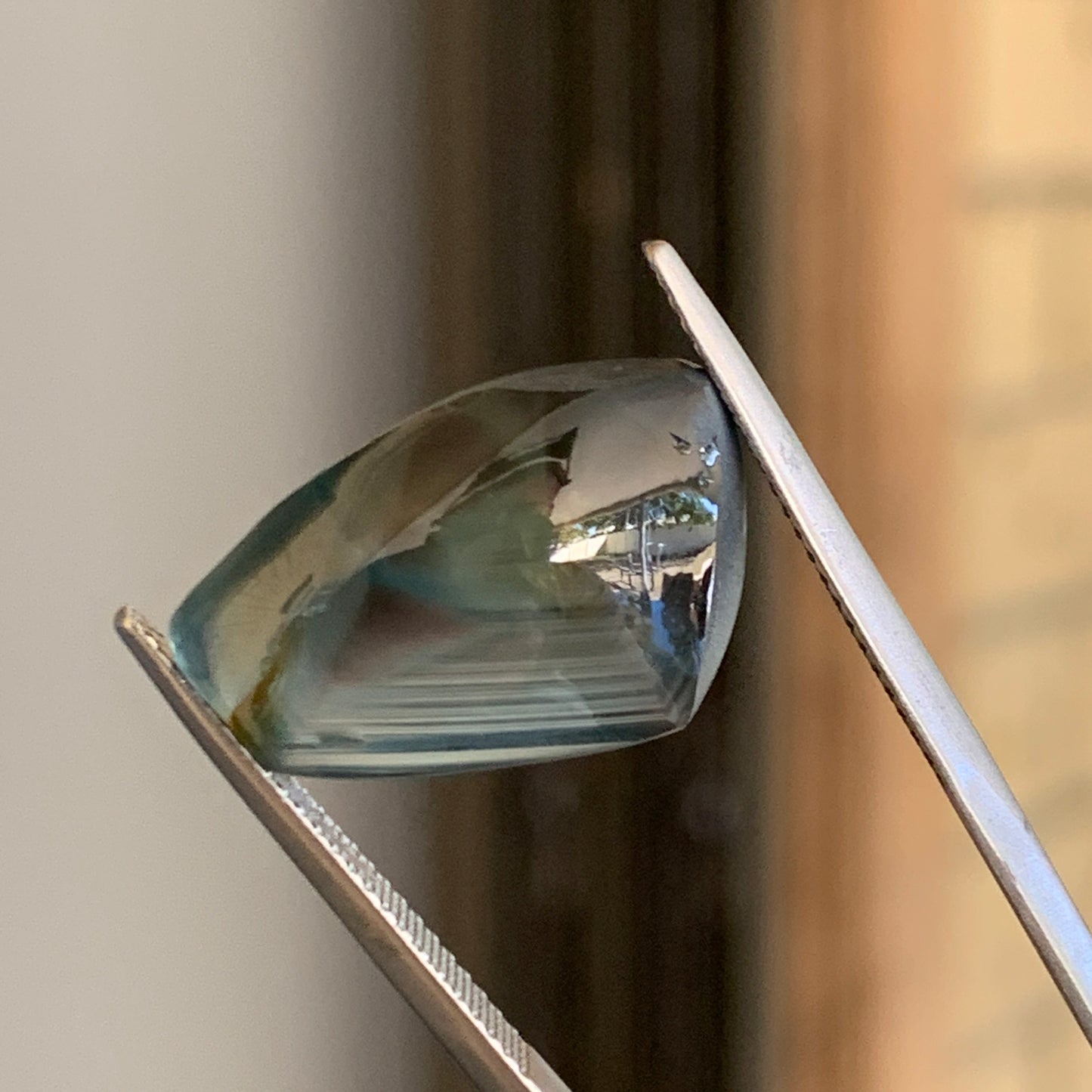 20.4ct Very unusual Skin polished Australian Sapphire - unheated
