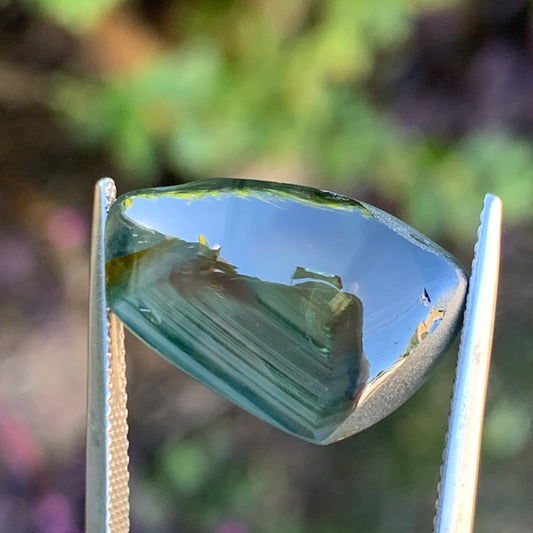 20.4ct Very unusual Skin polished Australian Sapphire - unheated