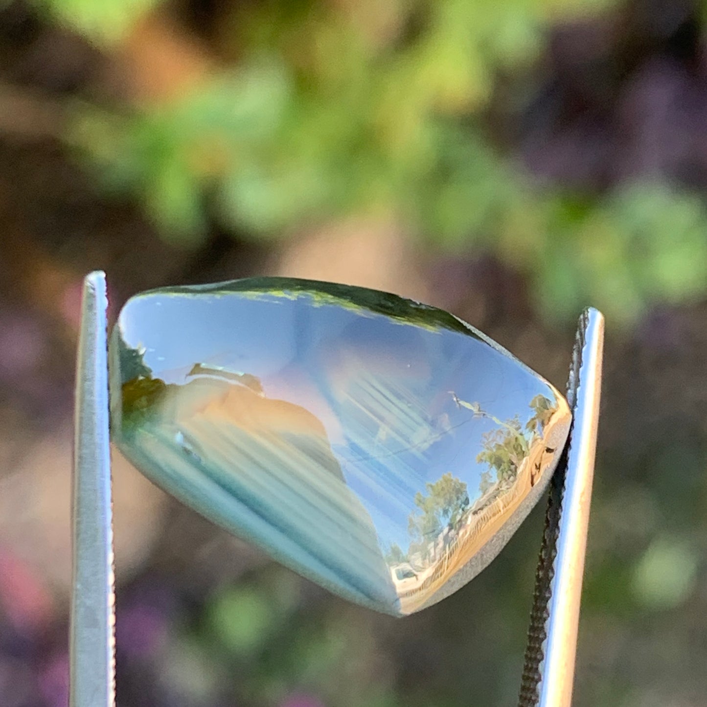 20.4ct Very unusual Skin polished Australian Sapphire - unheated