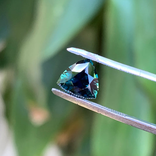 1.5ct Trillion Midnight Blue - Australian Sapphire - unheated