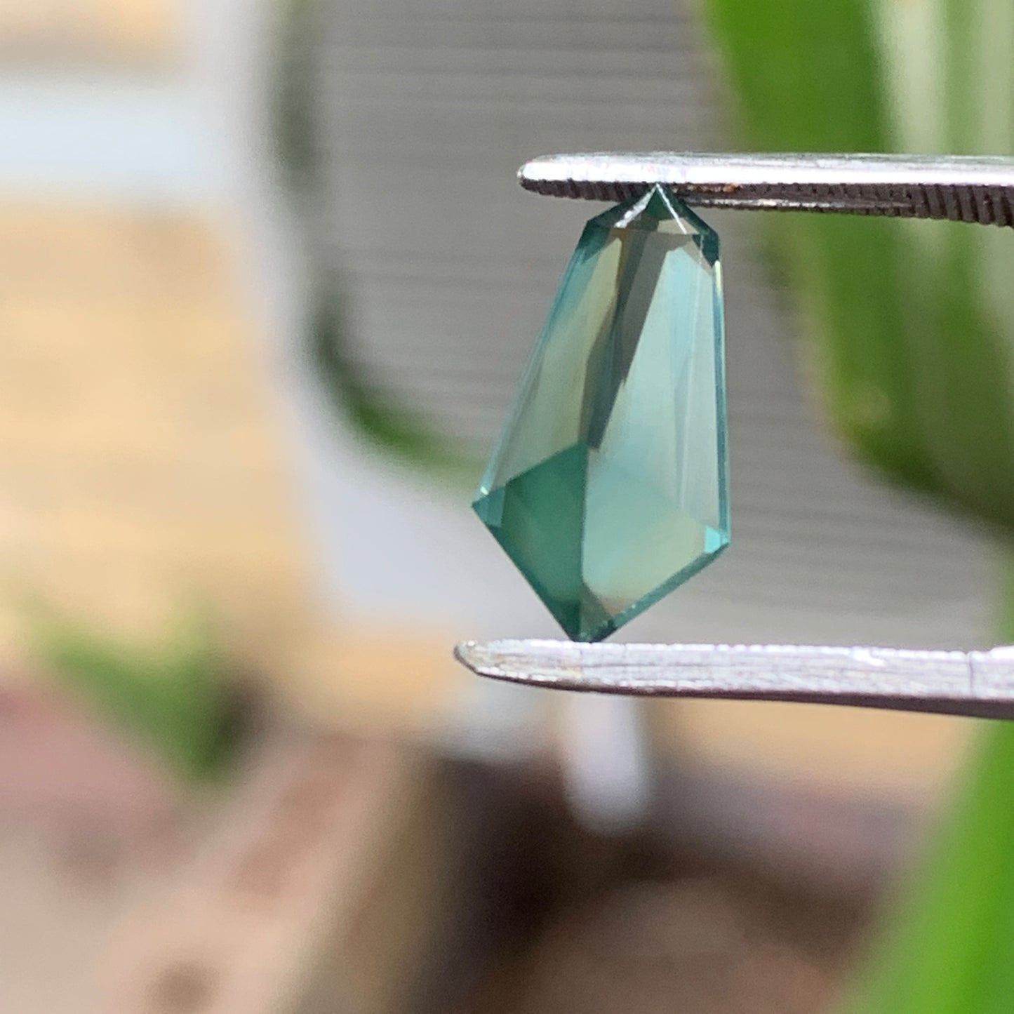 3.25ct Kite shaped opalescent green sapphire - australian unheated