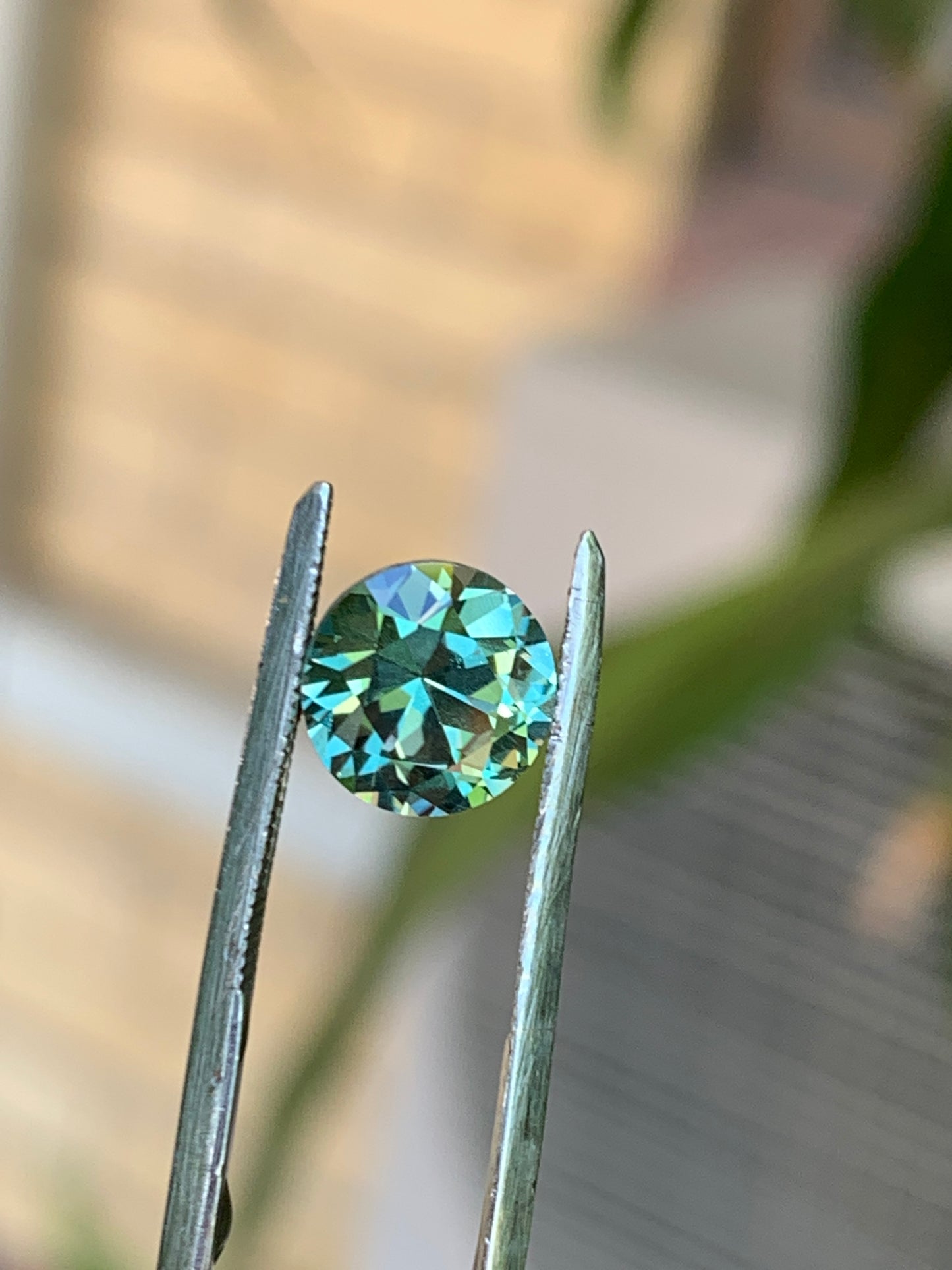 1.77ct Teal seafoam round brilliant