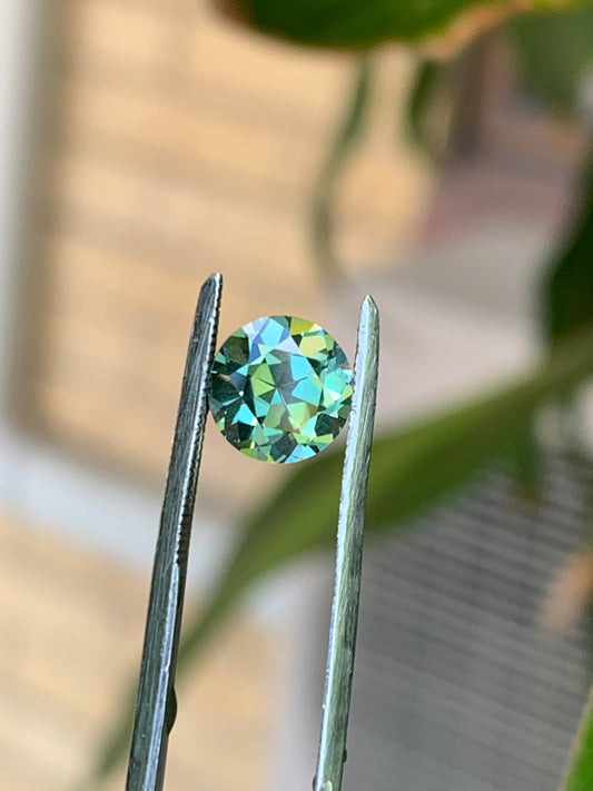1.77ct Teal seafoam round brilliant