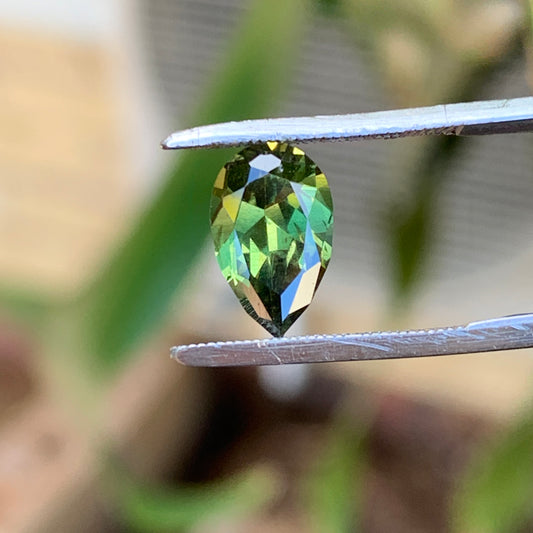 1.45ct Pear shaped parti sapphire - Australian unheated