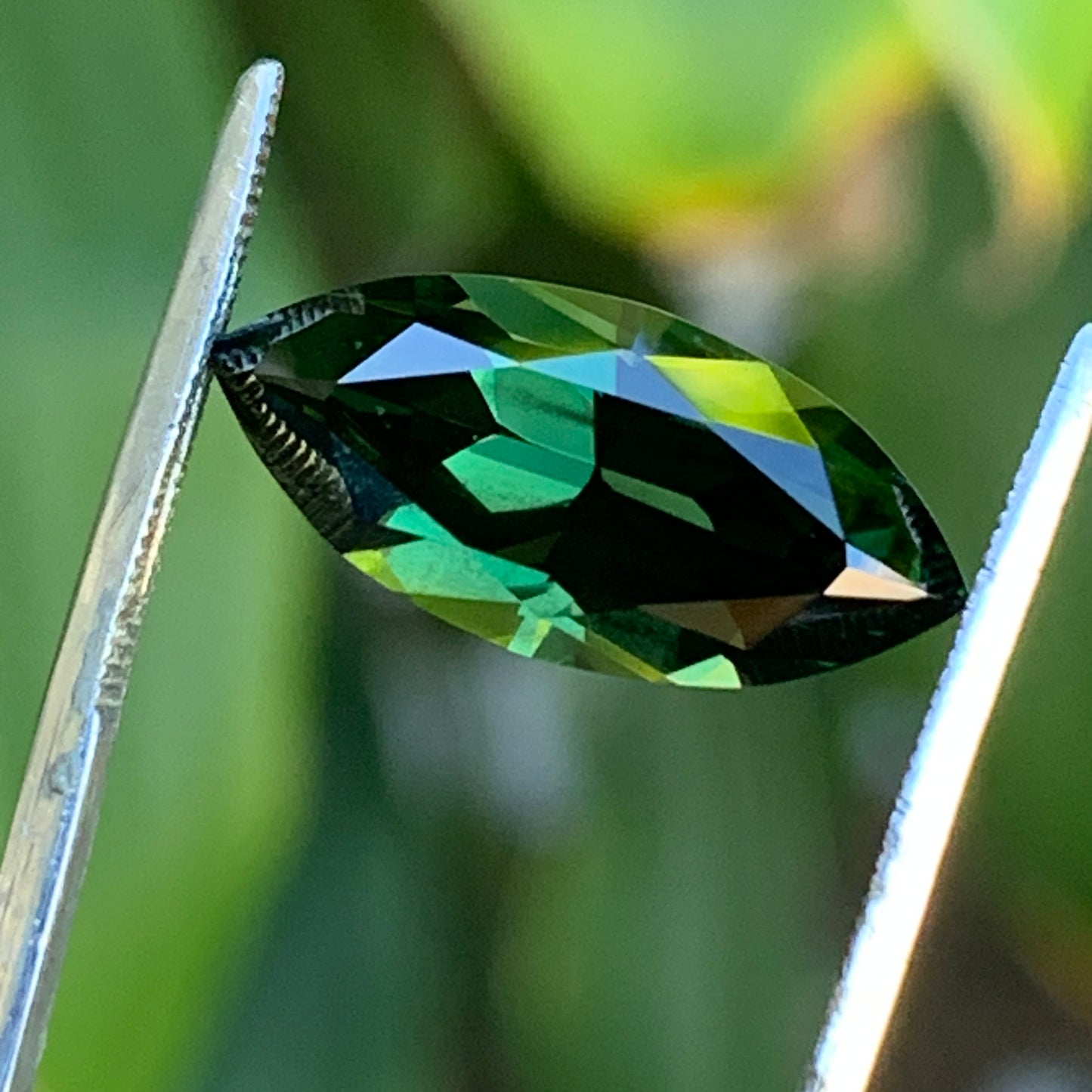 5.06ct Green Marquise sapphire - unheated