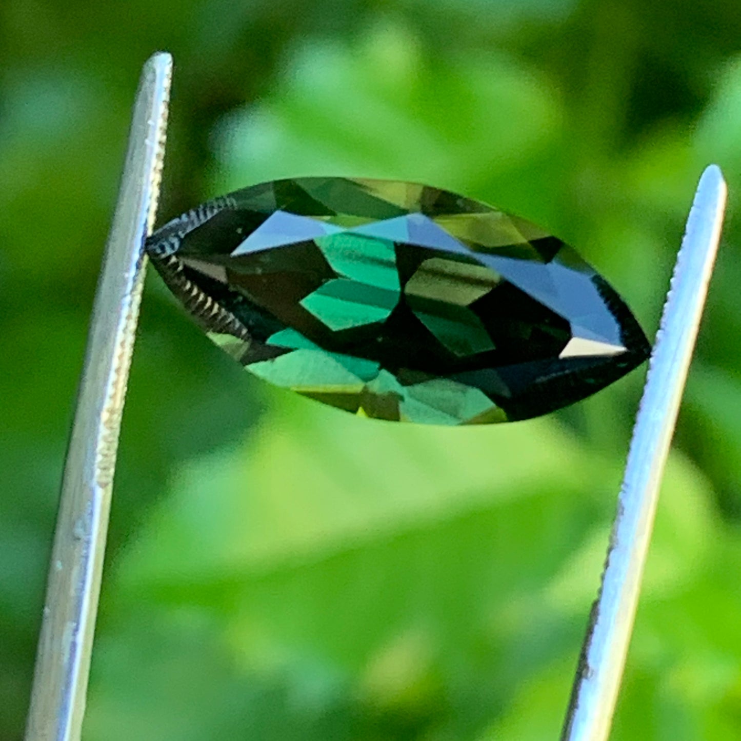 5.06ct Green Marquise sapphire - unheated