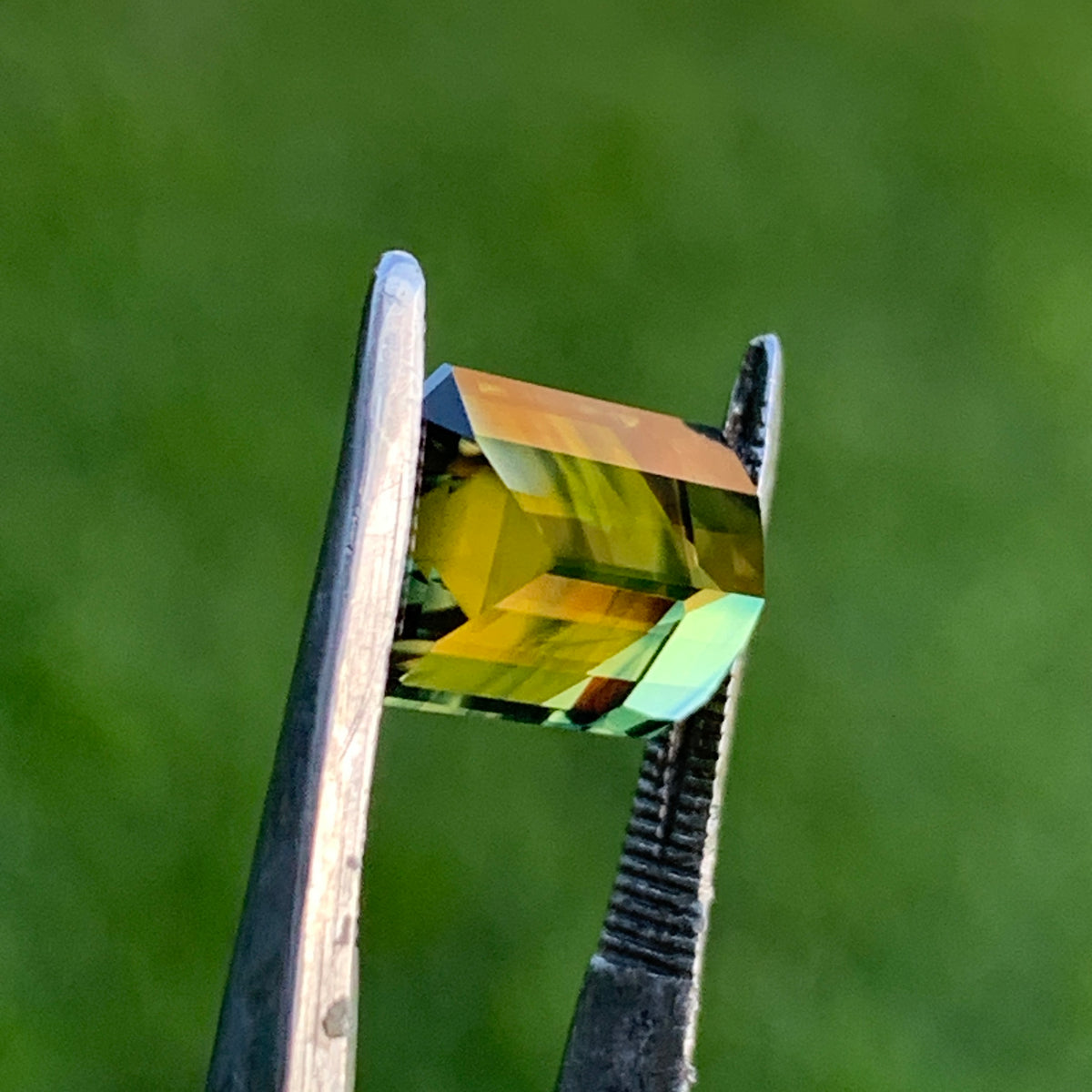 3.95ct Tiger Stripe Australian Sapphire - unheated