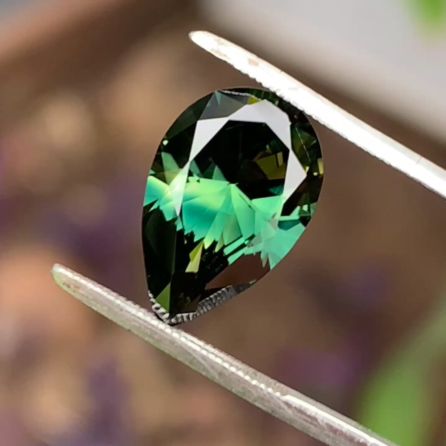 3.85ct Pear Parti Australian Sapphire Unheated - Video